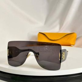 Picture of Loewe Sunglasses _SKUfw56807847fw